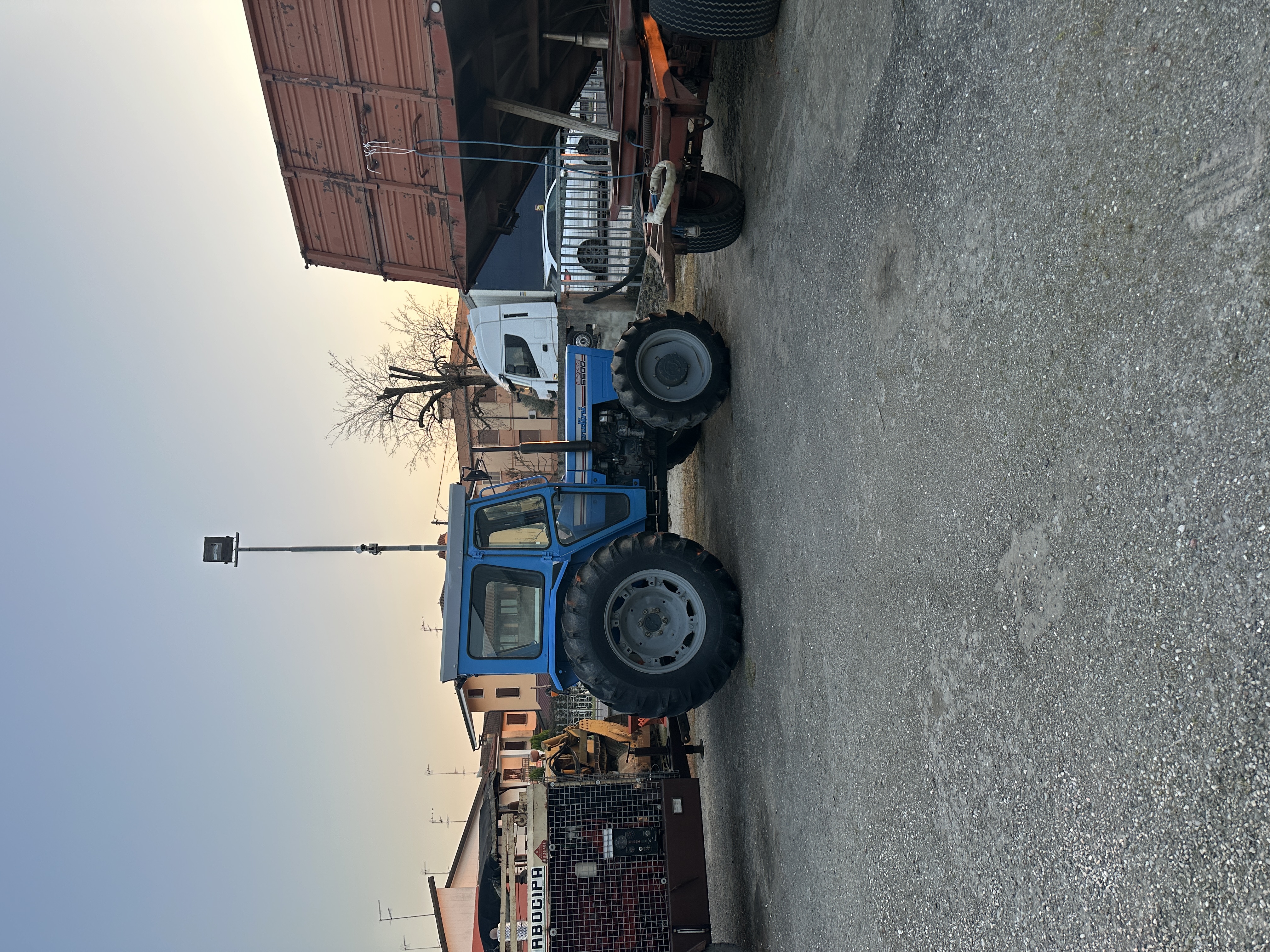 Trattore agricolo usato Landini 6500 DT Veloxdrive